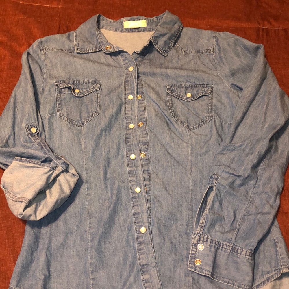 Women’s jean shirt